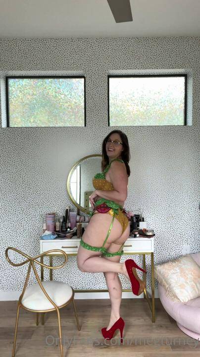 Meg Turney Cheeseburger Lingerie Try On Onlyfans Video Leaked - #2
