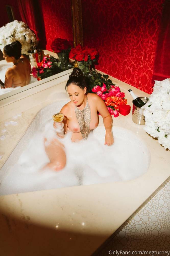 Meg Turney Nude Bath Boobies Onlyfans Set Leaked - #16