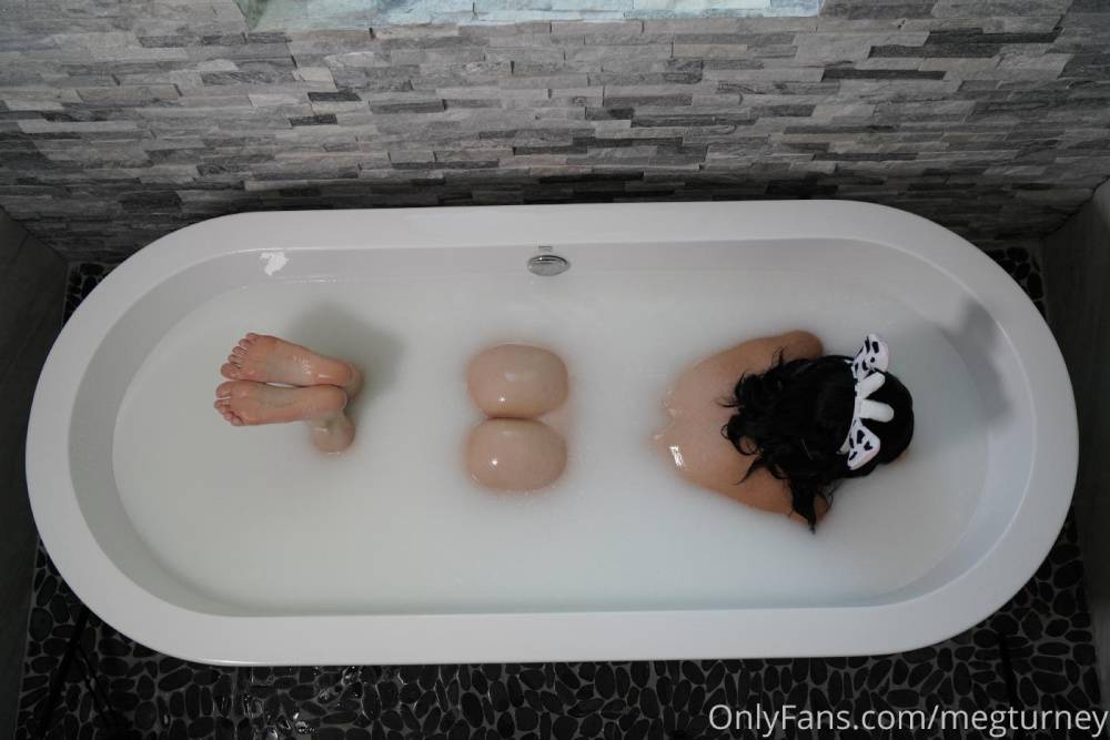 Meg Turney Milky Bath Feet Onlyfans Set Leaked - #4