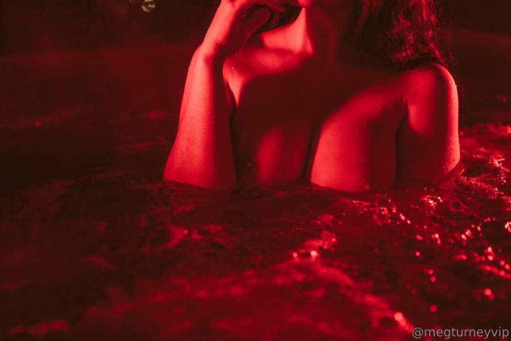 Meg Turney Nude Krampus Hot Tub Onlyfans Set Leaked - #13
