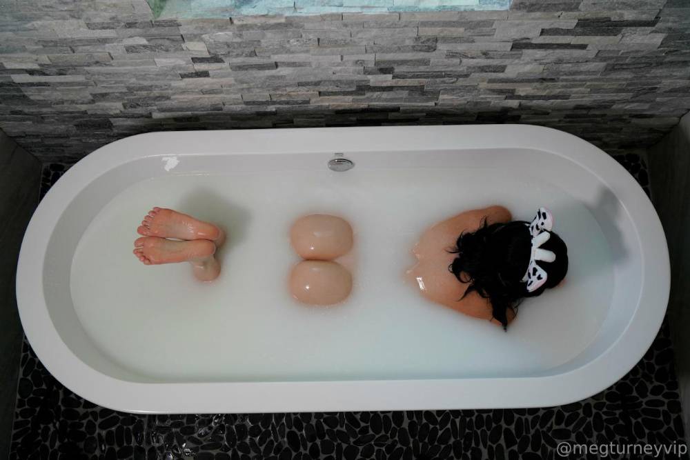 Meg Turney Nude Wet Feet Soles Onlyfans Set Leaked - #7