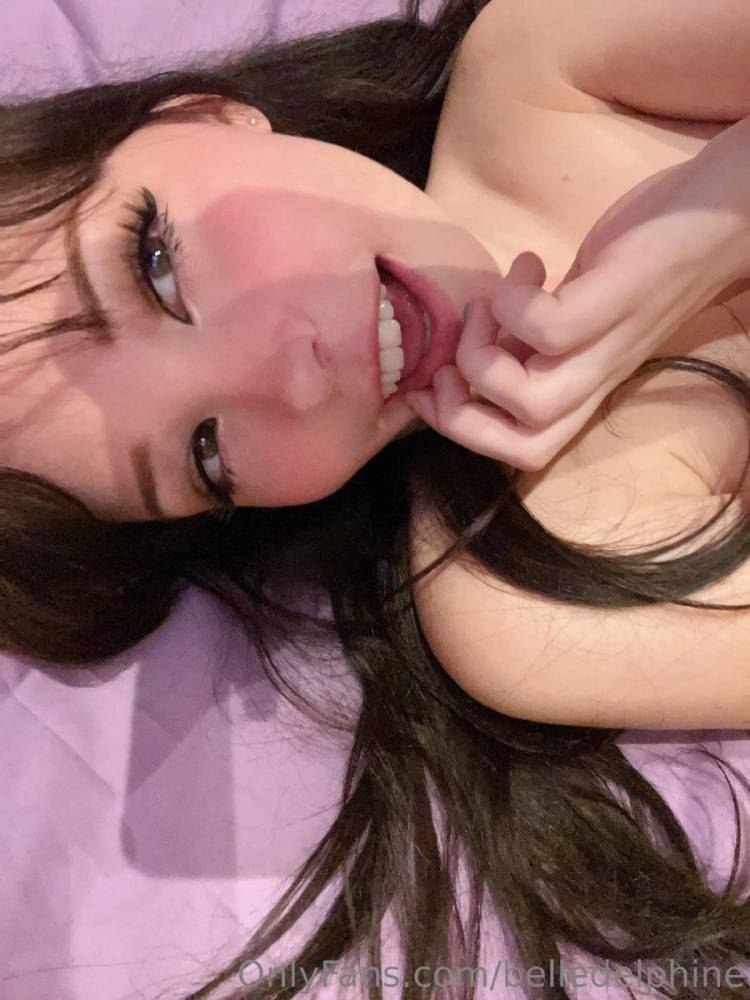 Belle Delphine Nude Casual Bedroom Selfies Onlyfans Set Leaked - #19