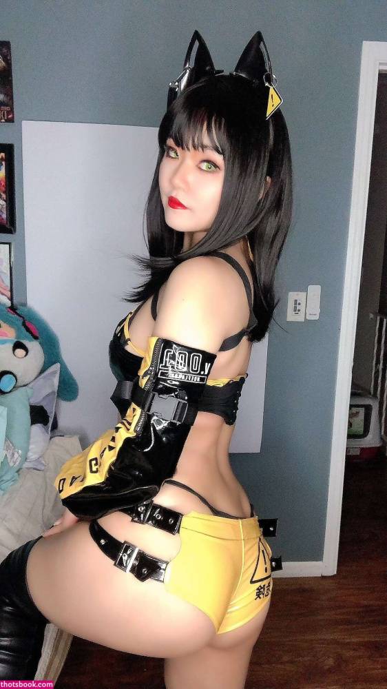 Unacosplayer CosplayerUna Nude OnlyFans Photos #8 - #9