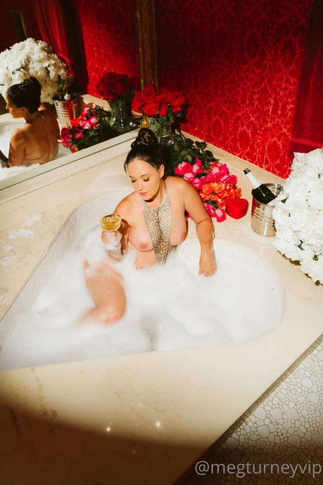 Meg Turney Nude Bath Time Onlyfans Set Leaked - #23