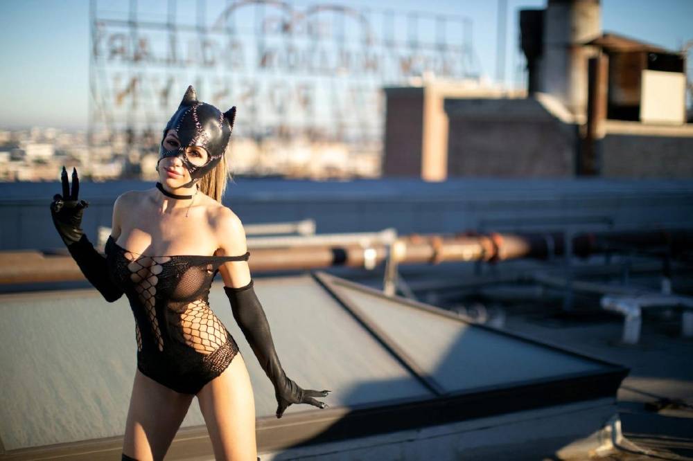 Liz Katz Nude Catwoman Bondage Cosplay Onlyfans Set Leaked - #10
