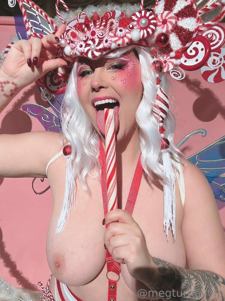 Meg Turney Tongue Licking Christmas Onlyfans Set Leaked - #15
