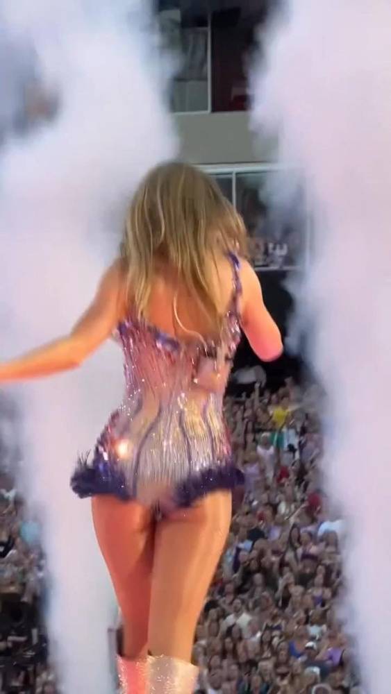 Taylor Swift Camel Toe Bodysuit Video Leaked - #2