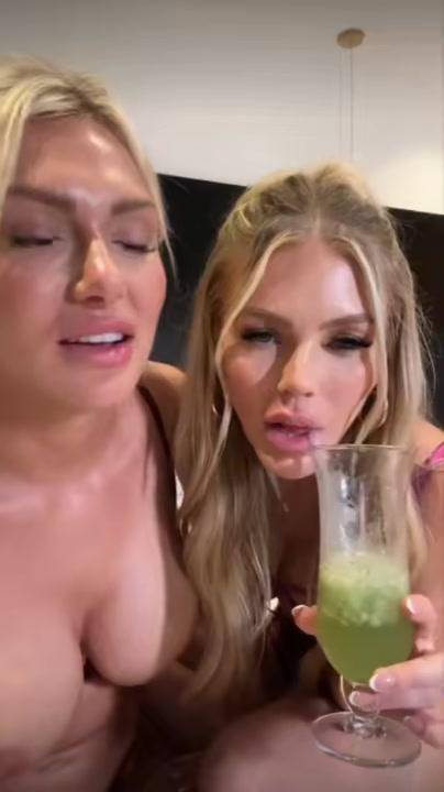 ScarlettKissesXO Nude Lesbian Livestream OnlyFans Video Leaked - #1
