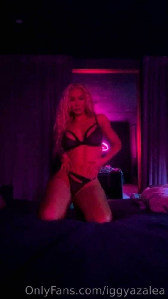 Iggy Azalea Sexy Lingerie Tease Onlyfans Video Leaked - #5