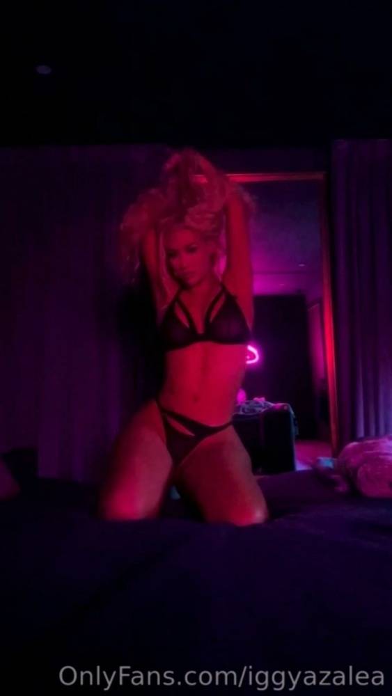 Iggy Azalea Sexy Lingerie Tease Onlyfans Video Leaked - #10