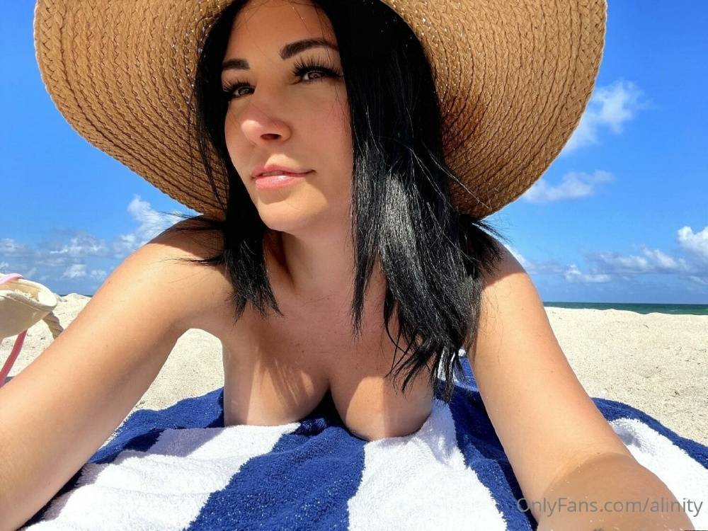 Alinity Sexy Ass Tease Beach Onlyfans Set Leaked - #1