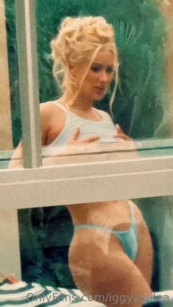 Iggy Azalea Nude See-Through Pool Onlyfans Video Leaked - #6