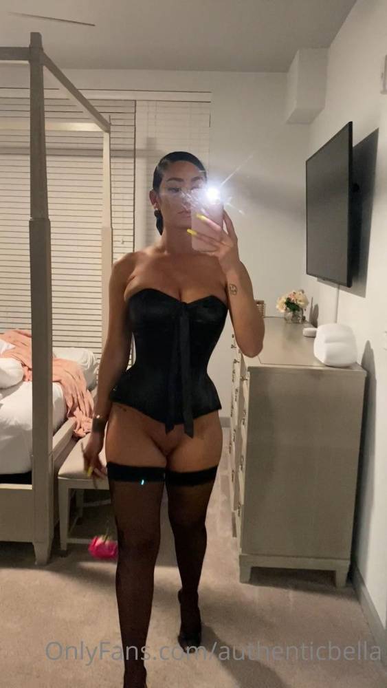 Authenticbella Nude Corset Selfie Onlyfans Video Leaked - #5