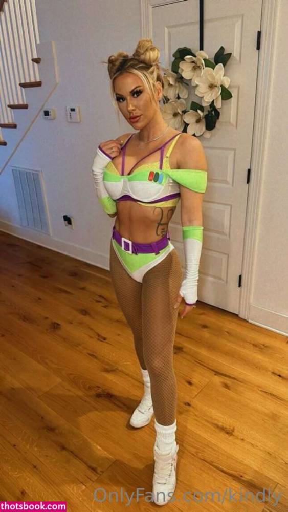 Kindly Myers OnlyFans Photos #13 - #5