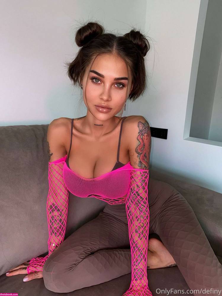 Elizabeth Definhy OnlyFans Photos #15 - #10