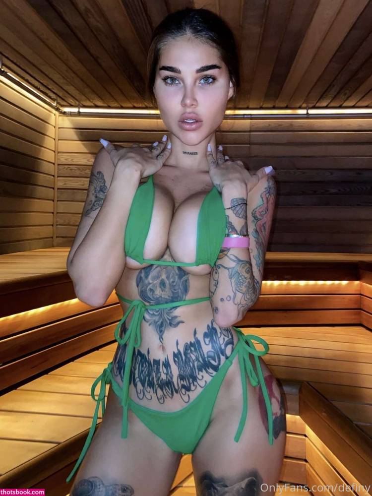 Elizabeth Definhy OnlyFans Photos #14 - #5