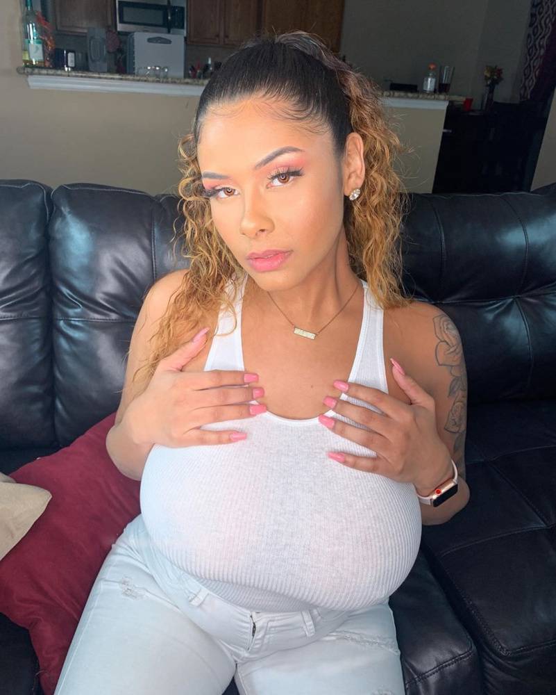 Elsaaababy Nude Elsa Anna Onlyfans Leaked! 13 Fapfappy - #12