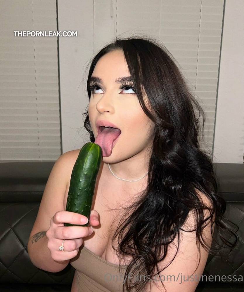 Justinenessa Nude Dildo Justinexjuicy Onlyfans! 13 Fapfappy - #9