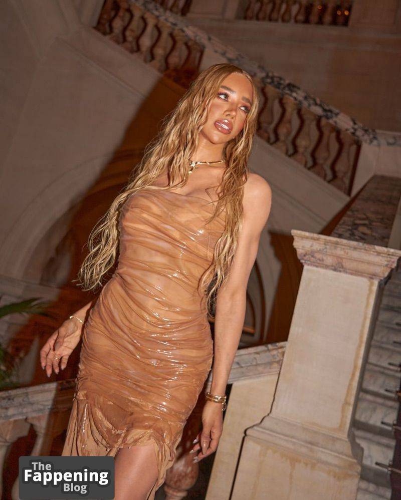 Munroe Bergdorf Nude & Sexy Collection (31 Photos) | Photo: 802746