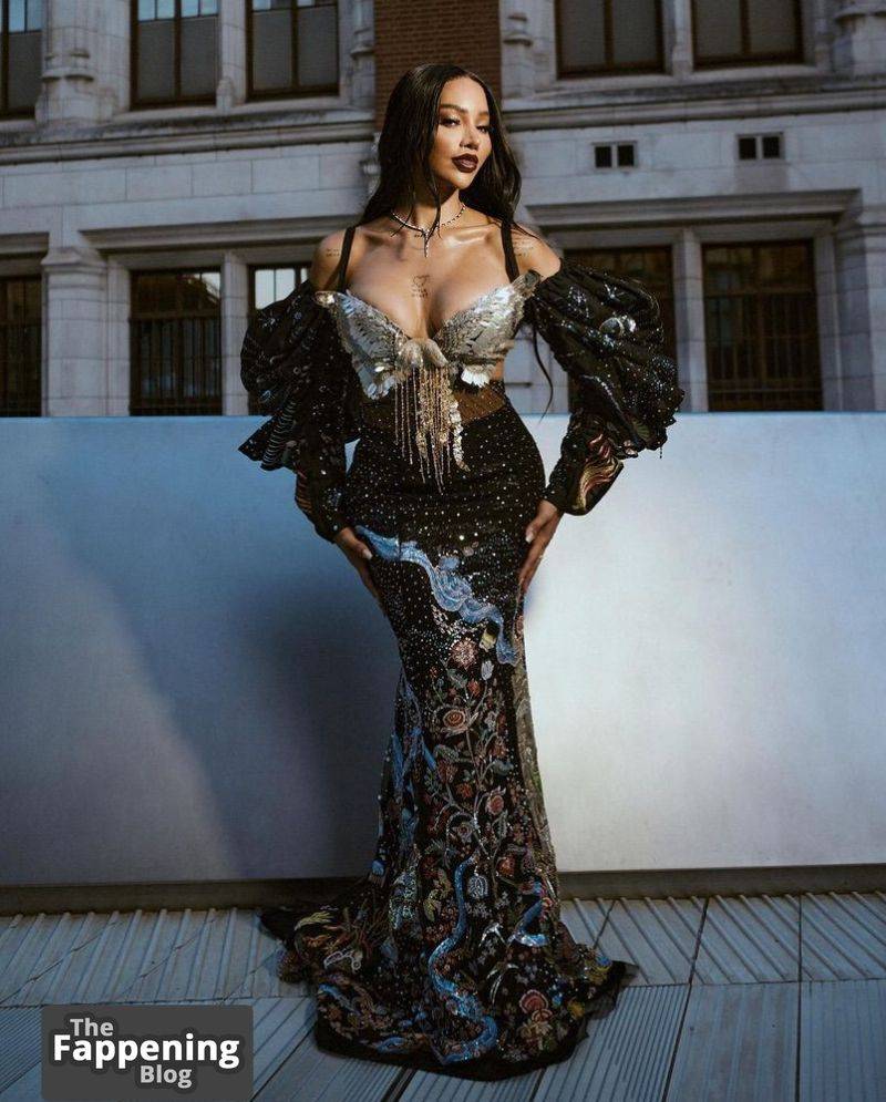 Munroe Bergdorf Nude & Sexy Collection (31 Photos) | Photo: 802761