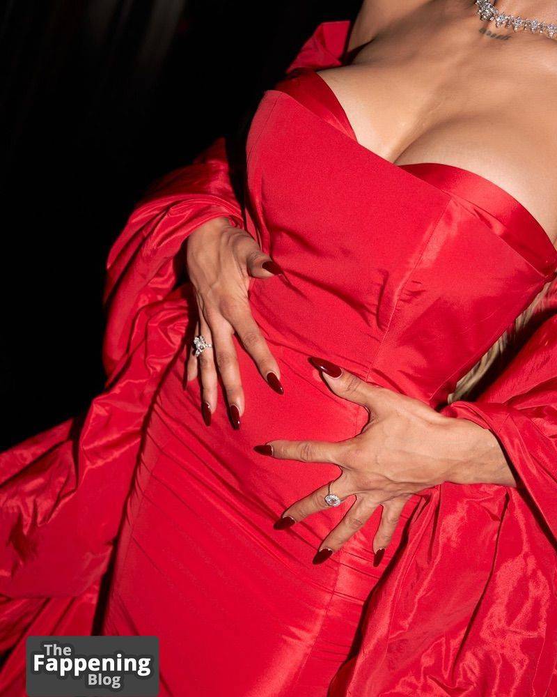 Munroe Bergdorf Nude & Sexy Collection (31 Photos) | Photo: 802738
