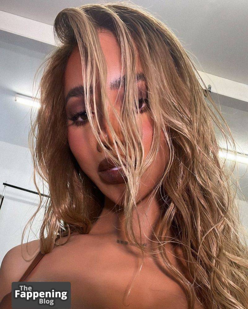 Munroe Bergdorf Nude & Sexy Collection (31 Photos) | Photo: 802757