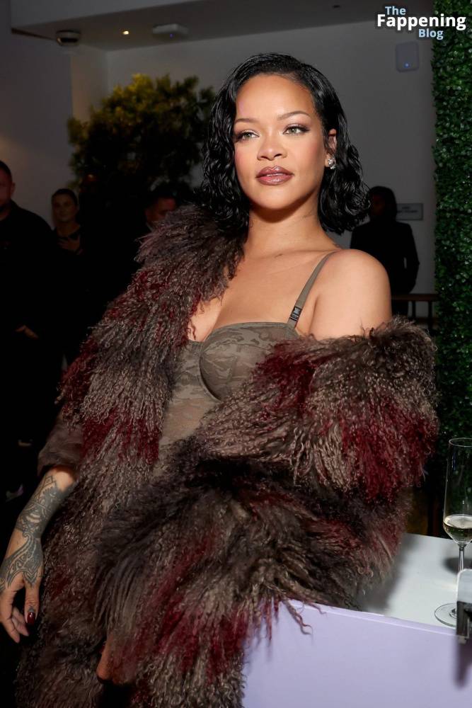 Rihanna Looks Sexy at the Savage x Fenty Launch (10 Photos) - #5