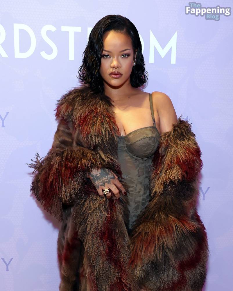 Rihanna Looks Sexy at the Savage x Fenty Launch (10 Photos) - #4