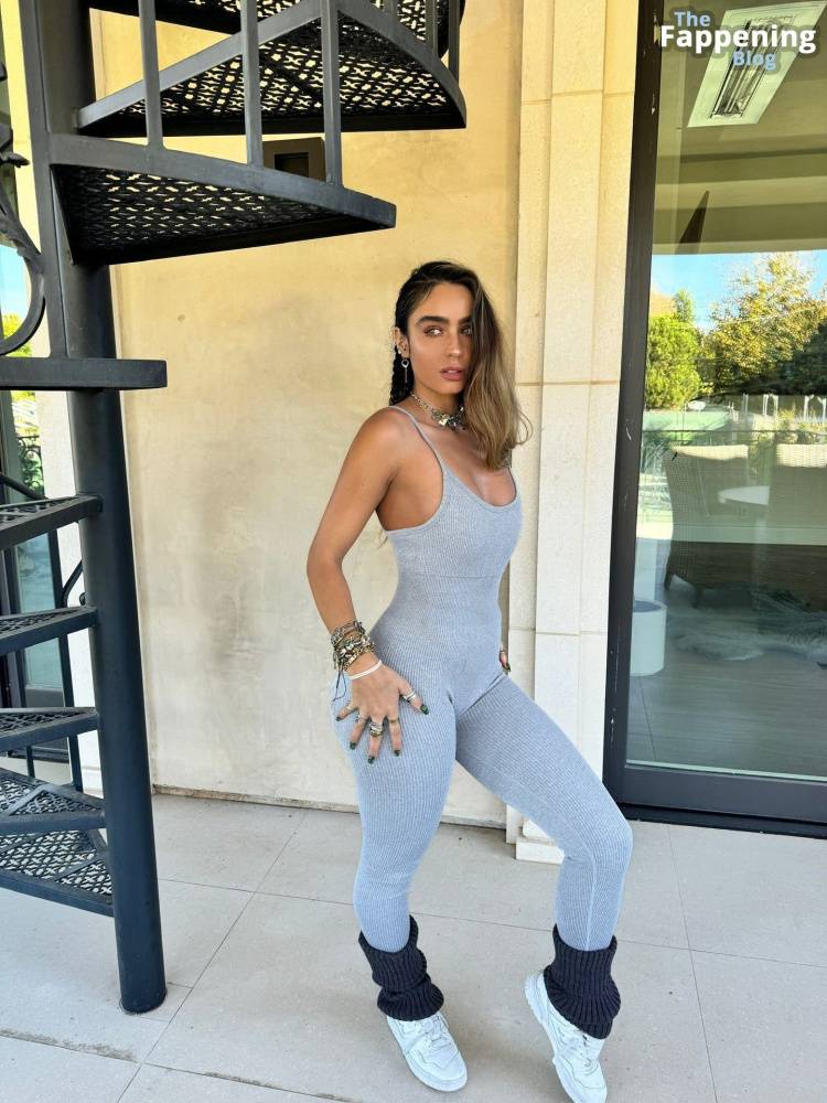 Sommer Ray Displays Her Fit Body in a New Shoot (27 Photos) - #17