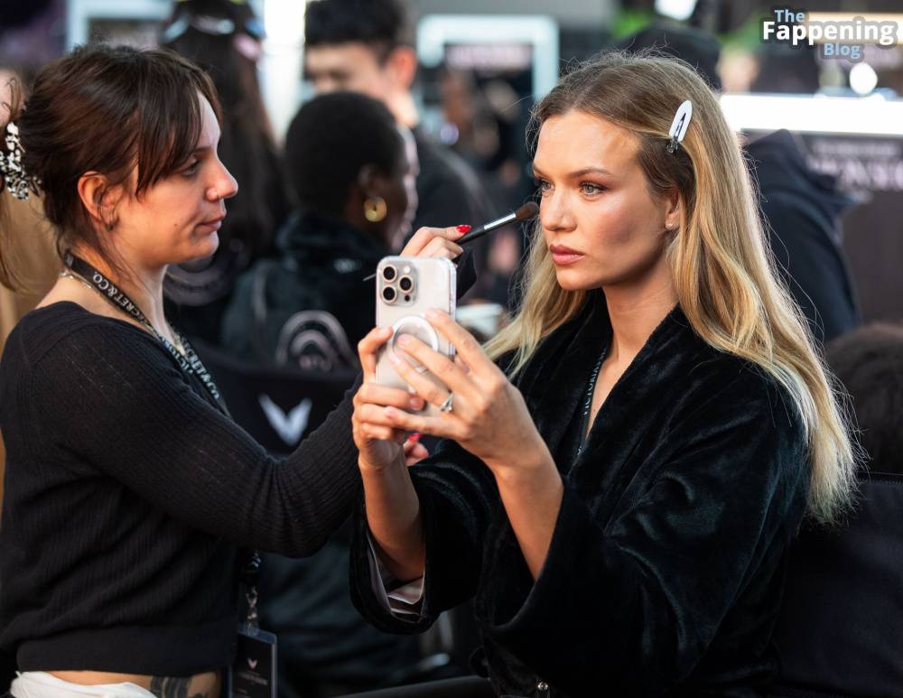 Josephine Skriver Flaunts Her Sexy Legs at the 2024 Victoria’s Secret Show and Afterparty (50 Photos) - #14