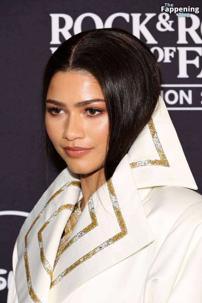 Zendaya Looks Sexy at the 2024 Rock & Roll Hall Of Fame Induction Ceremony in Cleveland (76 Photos) - #15