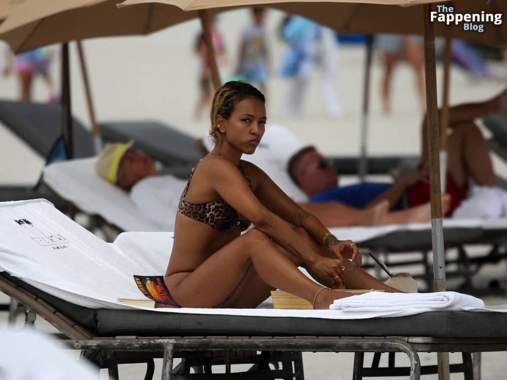 Karrueche Tran Shows Off Her Sexy Bikini Body on the Beach in Miami (87 Photos) - #8