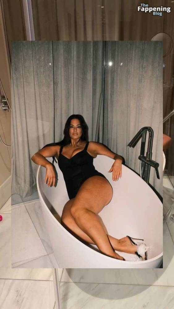 Ashley Graham Sexy (30 Pics + Video) - #11