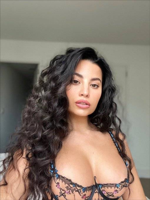 Monica Alvarez nude - #8