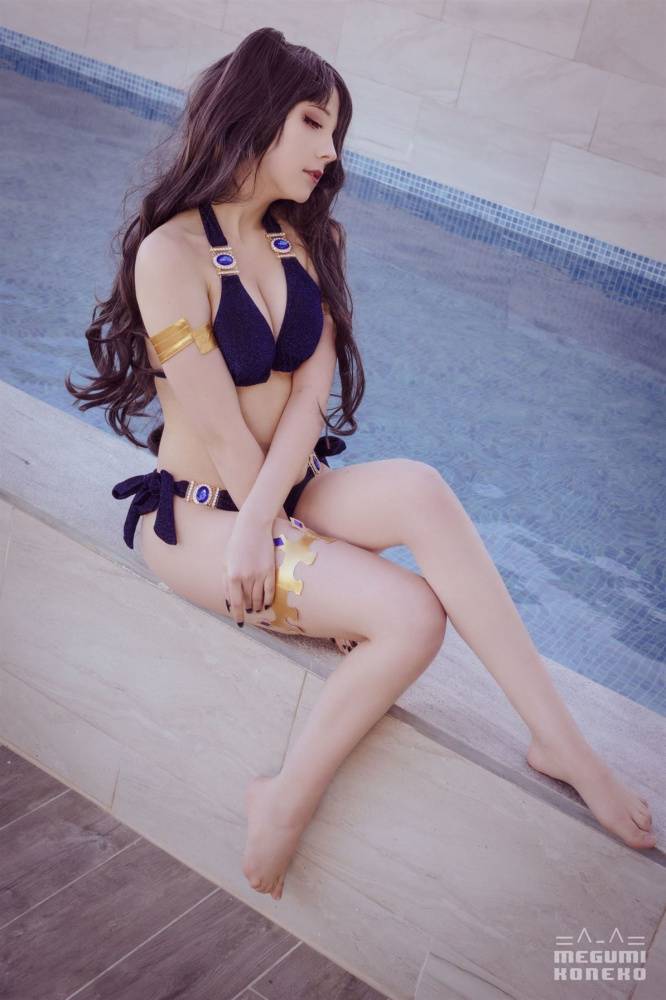 Megumi Koneko Bikini Ishtar Photoset - #12