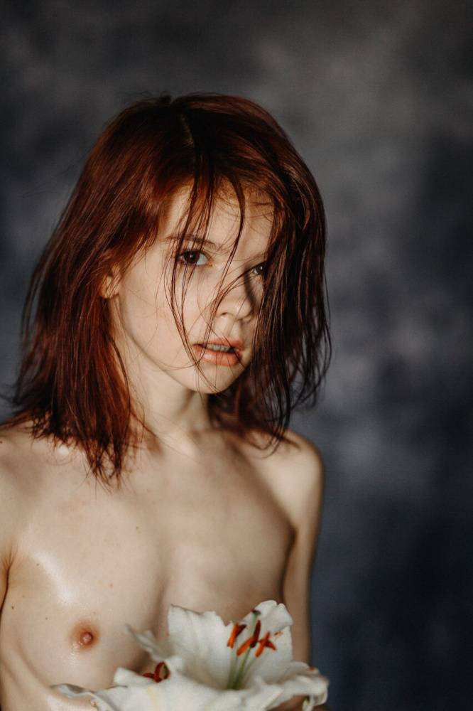 Anastasia Rents Nude - #1