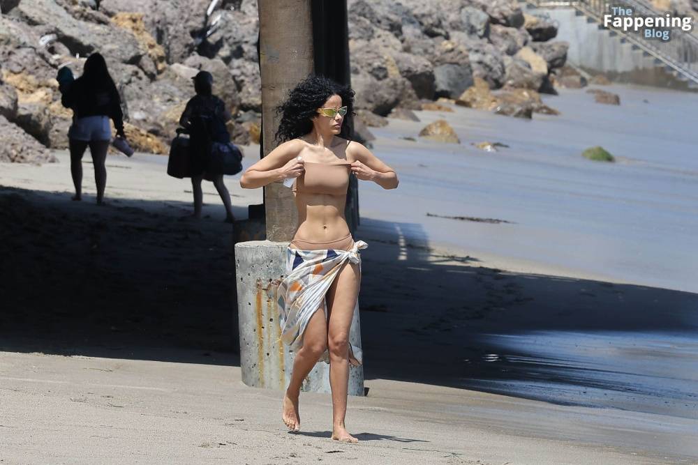 Massiel Taveras Stuns in a Bikini on the Beach in Malibu (48 Photos) - #5