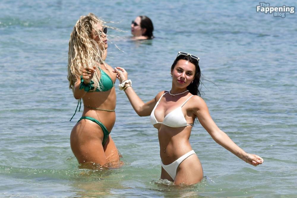 Antigoni Buxton & Paige Thorne Show Off Their Sexy Bikini Bodies (34 Photos) - #7