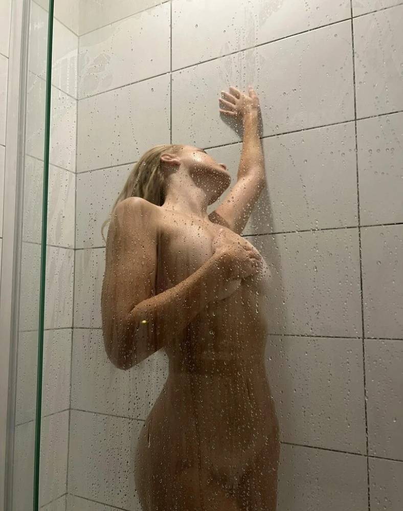 Yoanna Rivers nude - #7