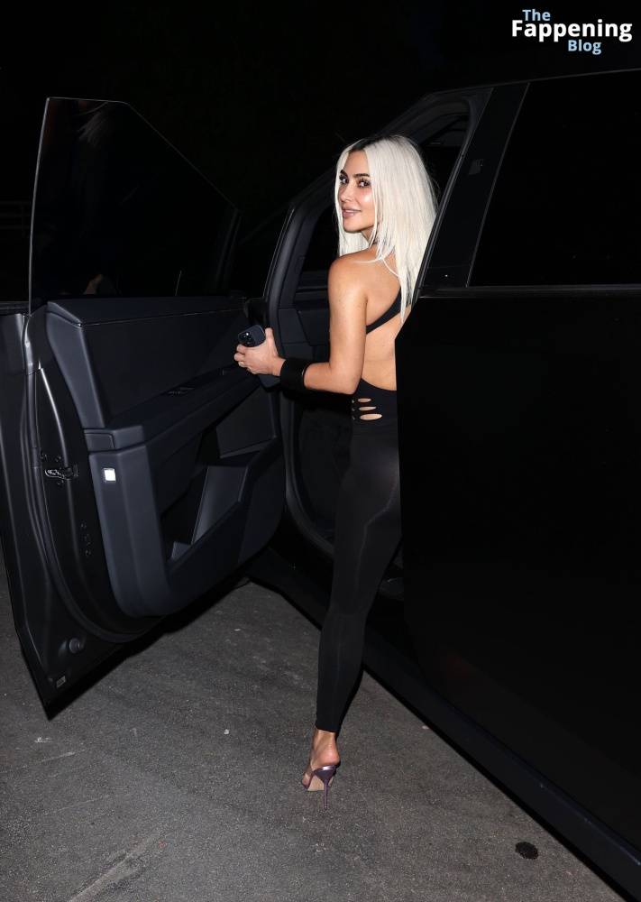 Kim Kardashian Looks Stunning in Black in Beverly Hills (14 Photos) - #4