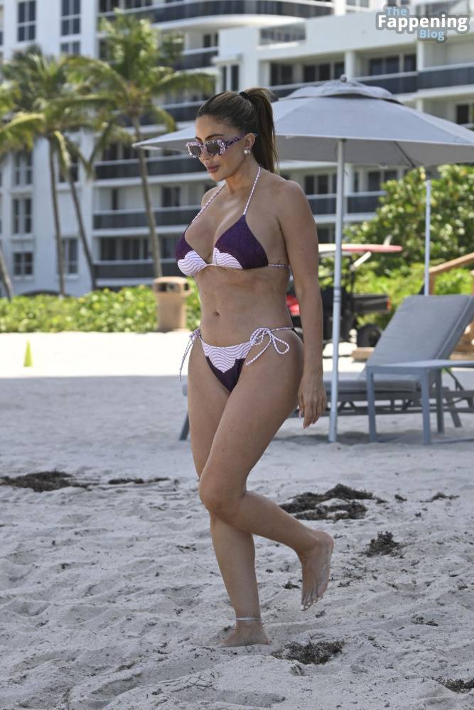 Larsa Pippen Looks Incredible as She Wears a Purple String Bikini on Miami Beach (24 Photos) - #3