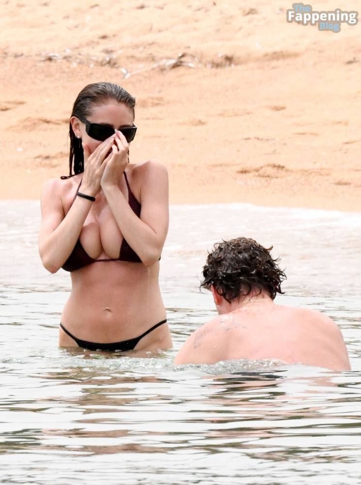 Leni Klum Packs on the PDA with Her Boyfriend in Sardinia (105 Photos) - #21