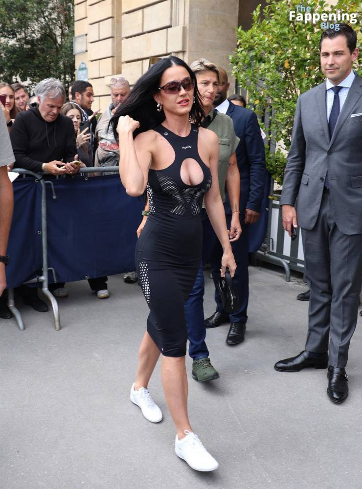 Katy Perry Shows Off Her Sexy Tits in Paris (45 Photos) - #8