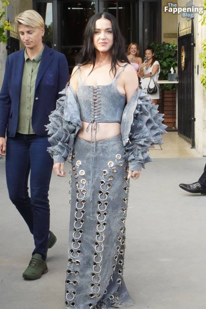 Braless Katy Perry Leaves Crillon Hotel For Dinner in Paris (120 Photos) - #22