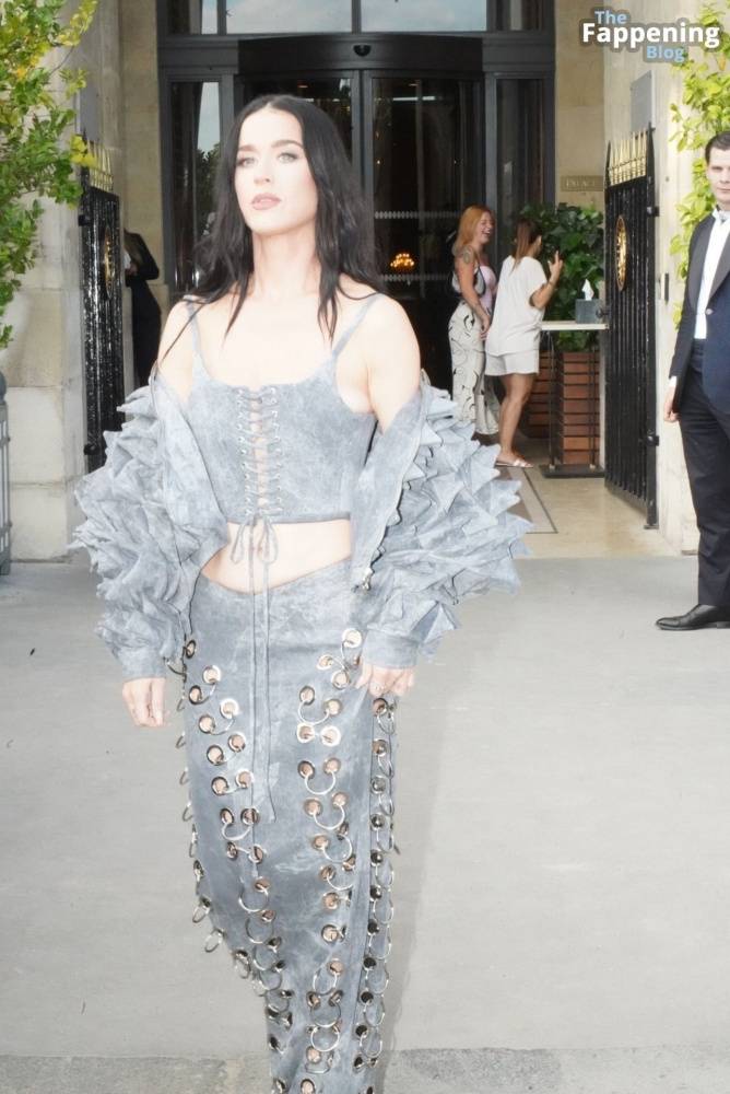 Braless Katy Perry Leaves Crillon Hotel For Dinner in Paris (120 Photos) - #27