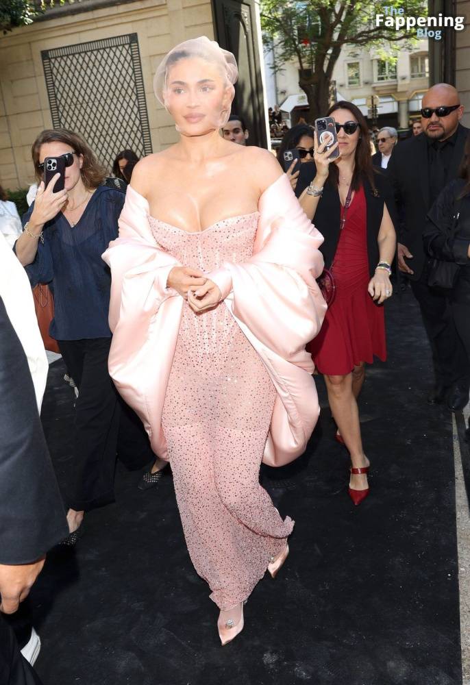 Kylie Jenner Displays Her Sexy Boobs at the Schiaparelli Fashion Show in Paris (25 Photos) - #10