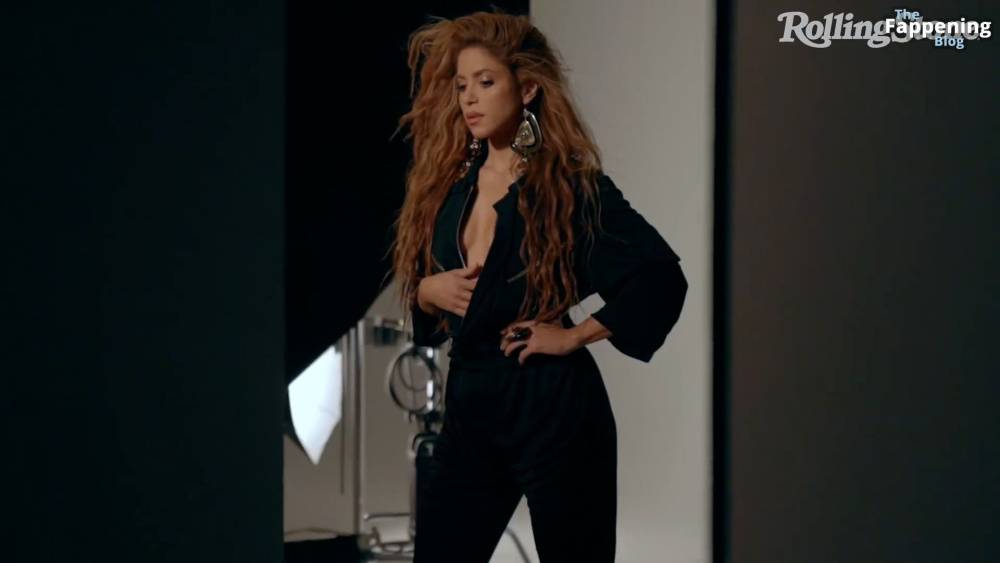 Shakira Sexy – Rolling Stone 2024 (12 Pics + Video) - #9
