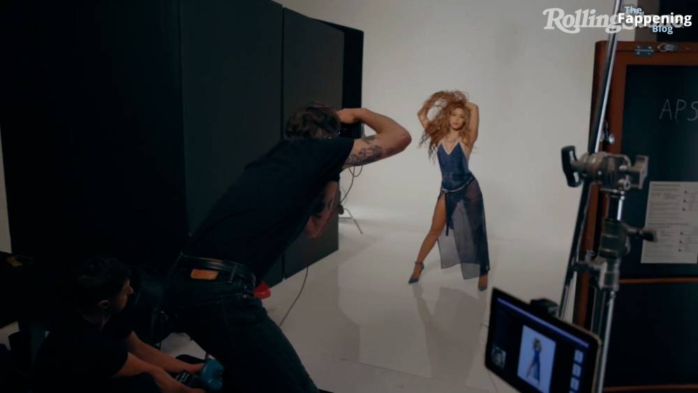 Shakira Sexy – Rolling Stone 2024 (12 Pics + Video) - #11