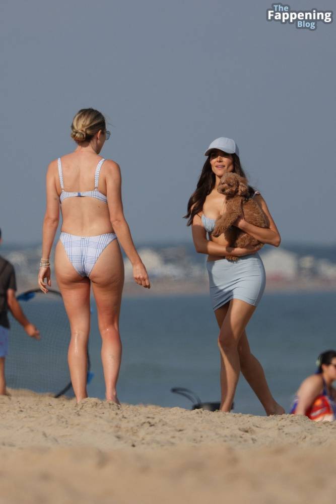 Olivia Culpo & Christian McCaffrey Spark Joyful Vibes on Rhode Island Beach (46 Photos) - #18