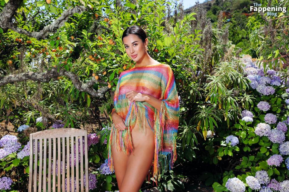 Victoria Mur Nude & Sexy – Tropical Garden (122 Photos) - #8